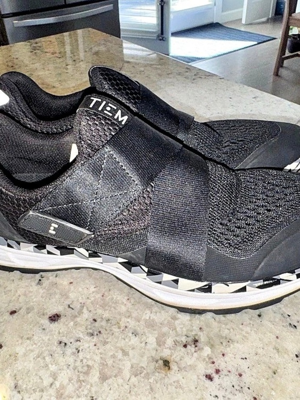 TIEM Slipstream - Black Geometric Sneakers - Picture 2 of 5